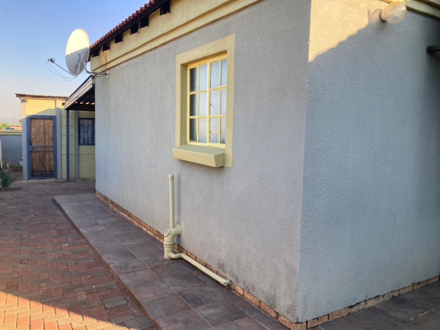 3 Bedroom Property for Sale in Tlhabane West North West